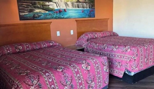 Room, 2 Queen Beds, Non Smoking