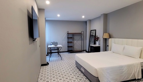 Superior Suite