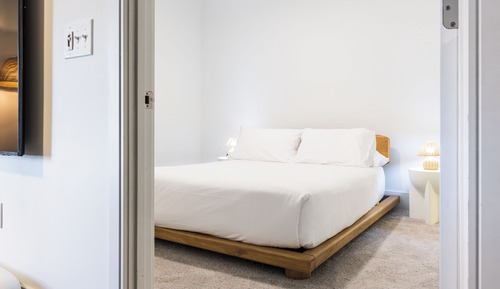 Luxury Apartment, 1 Queen Bed, Non Smoking
