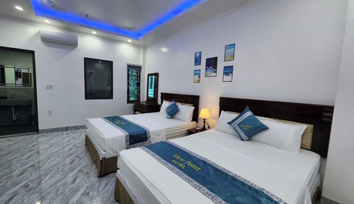 Traditional Double or Twin Room, Partial Ocean View