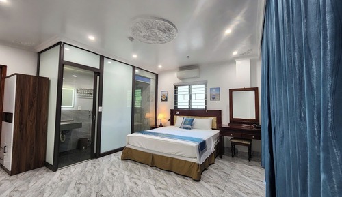 Basic Double Room, Balcony, Mountain View