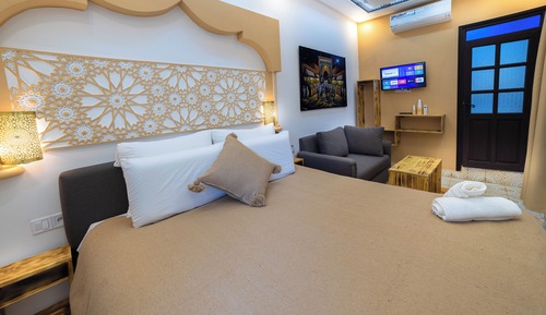 Room 1