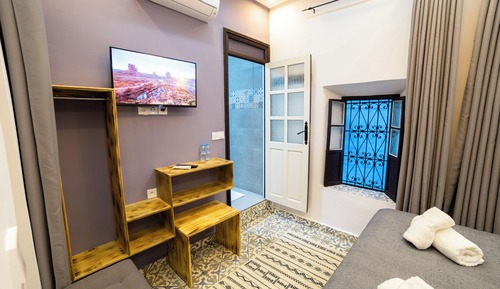 Room 3