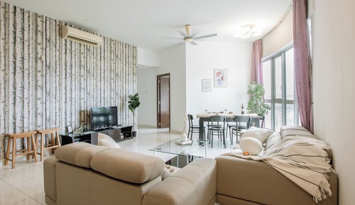 Standard Apartment, 3 Bedrooms, City View