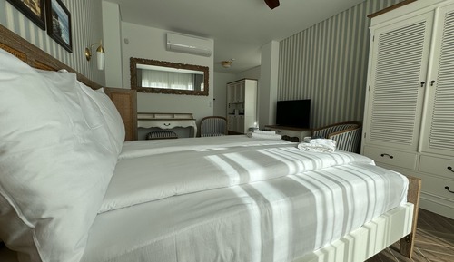 Ocean View Apartments - Country View