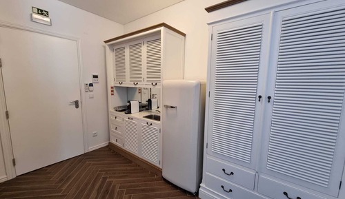 Economy Room, Air conditioning, Poolside