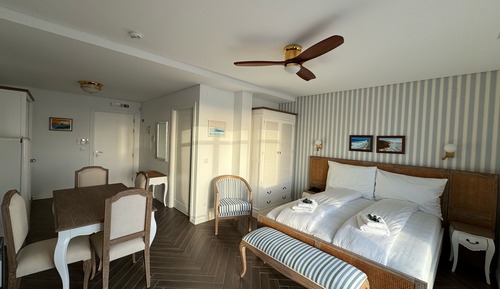 Ocean View Apartments - Ocean View