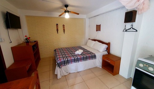 Economy Triple Room