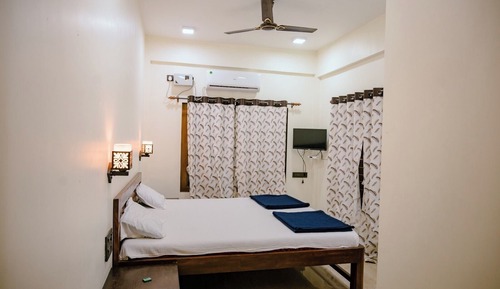 Basic Double or Twin Room