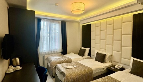 Standard Triple Room