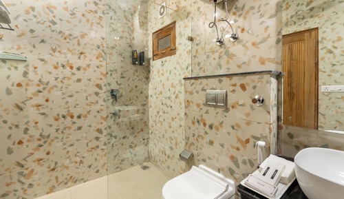 Luxury Apartment, 1 King Bed with Sofa bed, City View