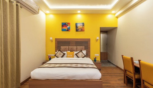 Deluxe Double Room, City View