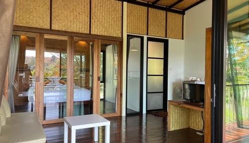Basic Room, Garden View