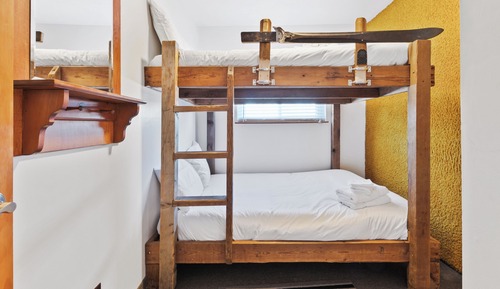 Grand Chalet, Mountain View