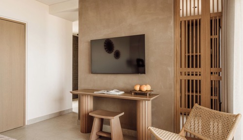 Junior Studio Suite