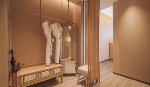 SUPERIOR ROOM, 2 Double Size Beds, Waterfall View