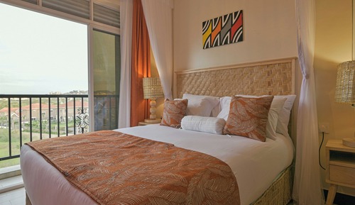 Deluxe Double Room, Balcony, Golf View