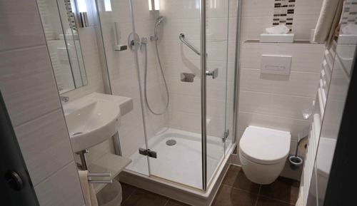 Classic Double Room, Private Bathroom