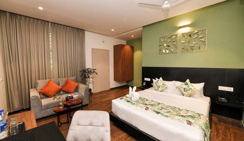 Executive Cottage, Resort View