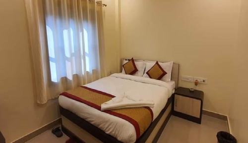 Standard Double Room, City View