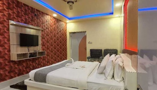 Deluxe Room, City View