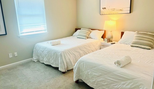 Apartment, 2 Bedrooms, Patio, Beachside