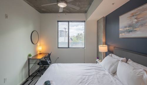 Elite Apartment, 1 Queen Bed with Sofa bed, Microwave, City View