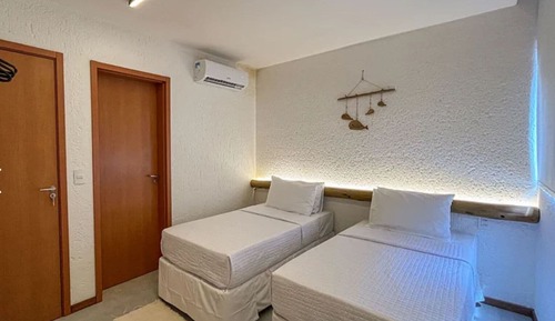 Comfort Apartment, Pool View