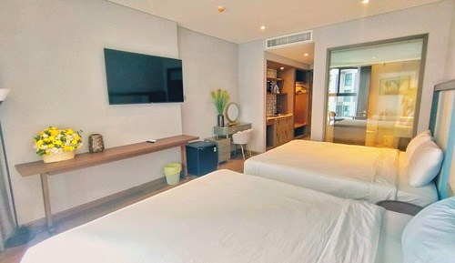 Family Room, Beach View