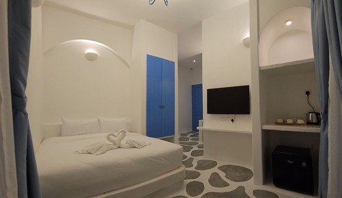 Deluxe Triple Room, Balcony