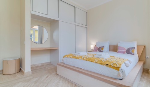 Comfort Apartment, Balcony, City View