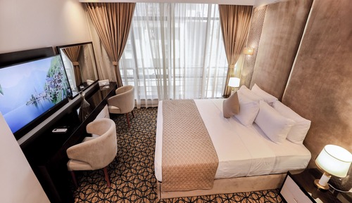 Executive Suite
