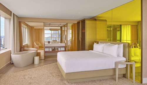 W Suite
