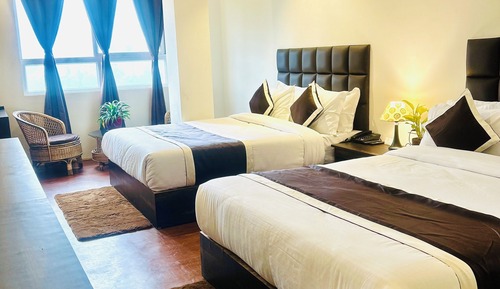 Quadruple Room, Mountain View