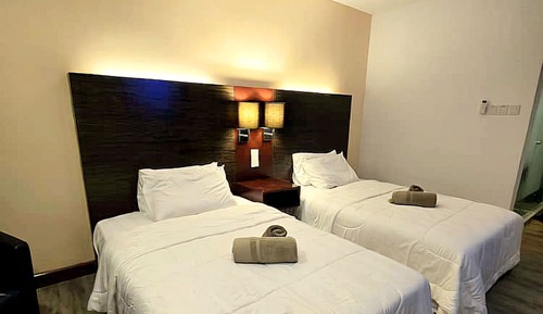 Basic Studio Suite, 1 Bedroom, Non Smoking, City View