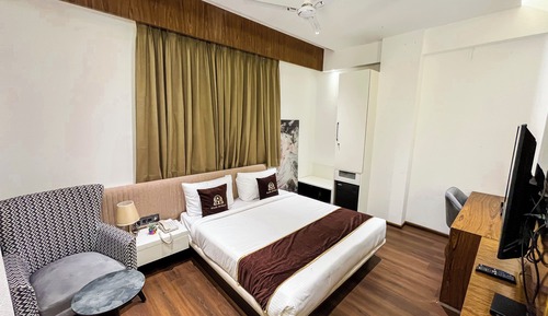 Classic Room, City View