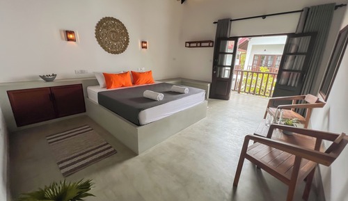 Deluxe Double Room, Pool View