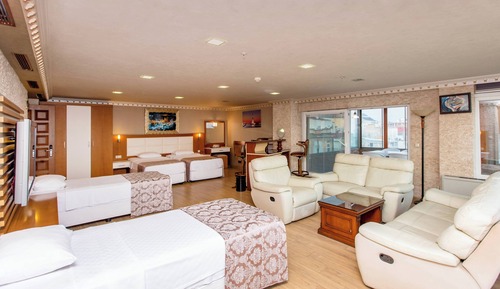 Junior Room