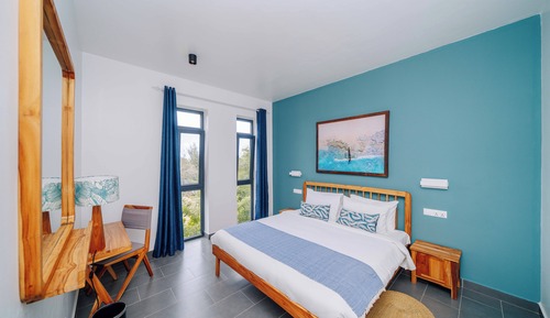3 Bedroom Apartment with Outdoor Area