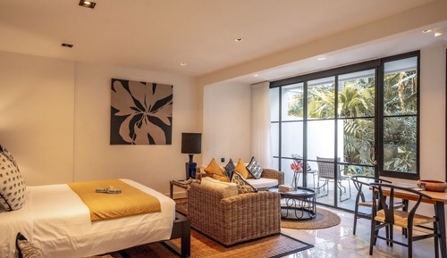 Room, 1 King Bed, River View