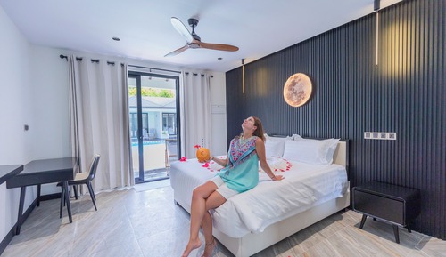 Deluxe Double Room, Pool View