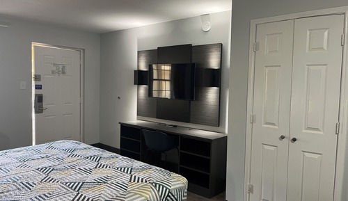 Standard Room, 1 King Bed, Non Smoking