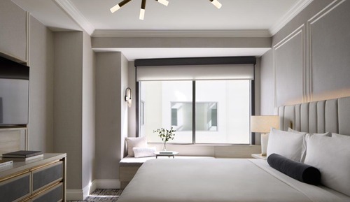 Classic Room, 1 King Bed, Roll-in Shower (Mobility)