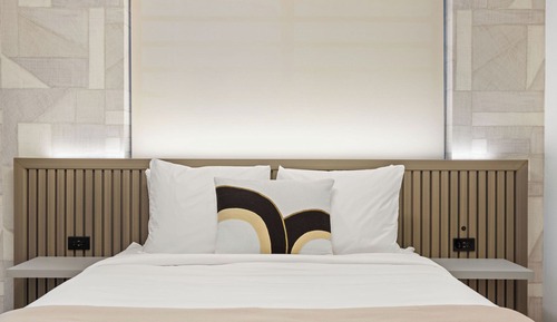 Premium Room, 1 Queen Bed