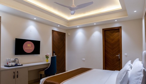 Deluxe Room, Balcony, City View