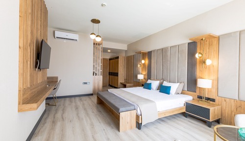 Superior Triple Room, Balcony