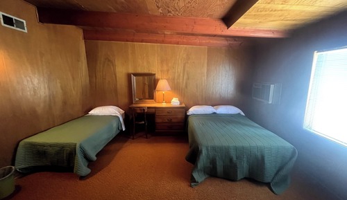 1 Double Bed and 1 Twin Bed