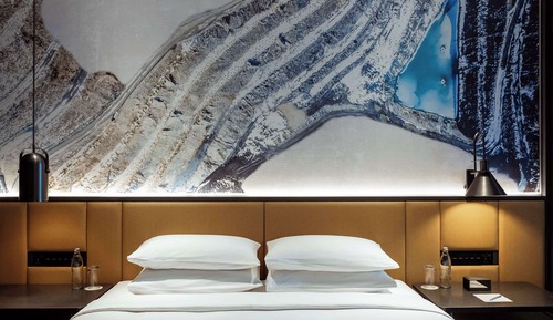 Room, 1 King Bed, Balcony