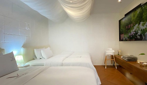 Romantic Villa, 2 Bedrooms, Non Smoking, City View