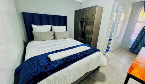 Room, 1 Bedroom, Balcony, Garden View